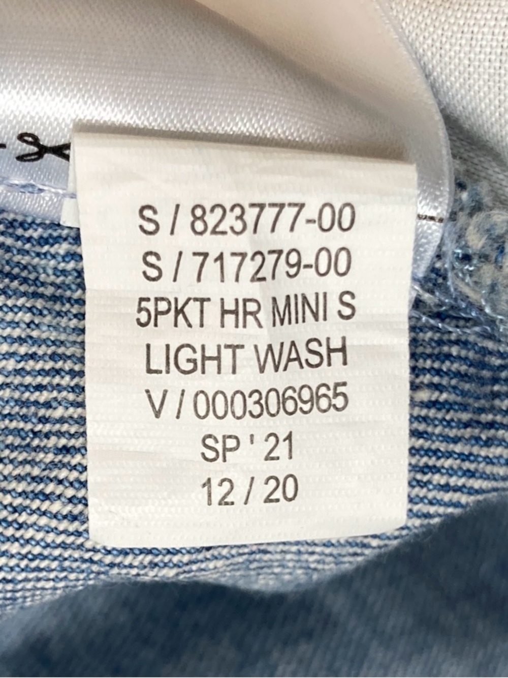 GAP Women's Light Wash High Rise Distressed Mini Denim Skirt 10 Coastal Cowgirl - Picture 6 of 6